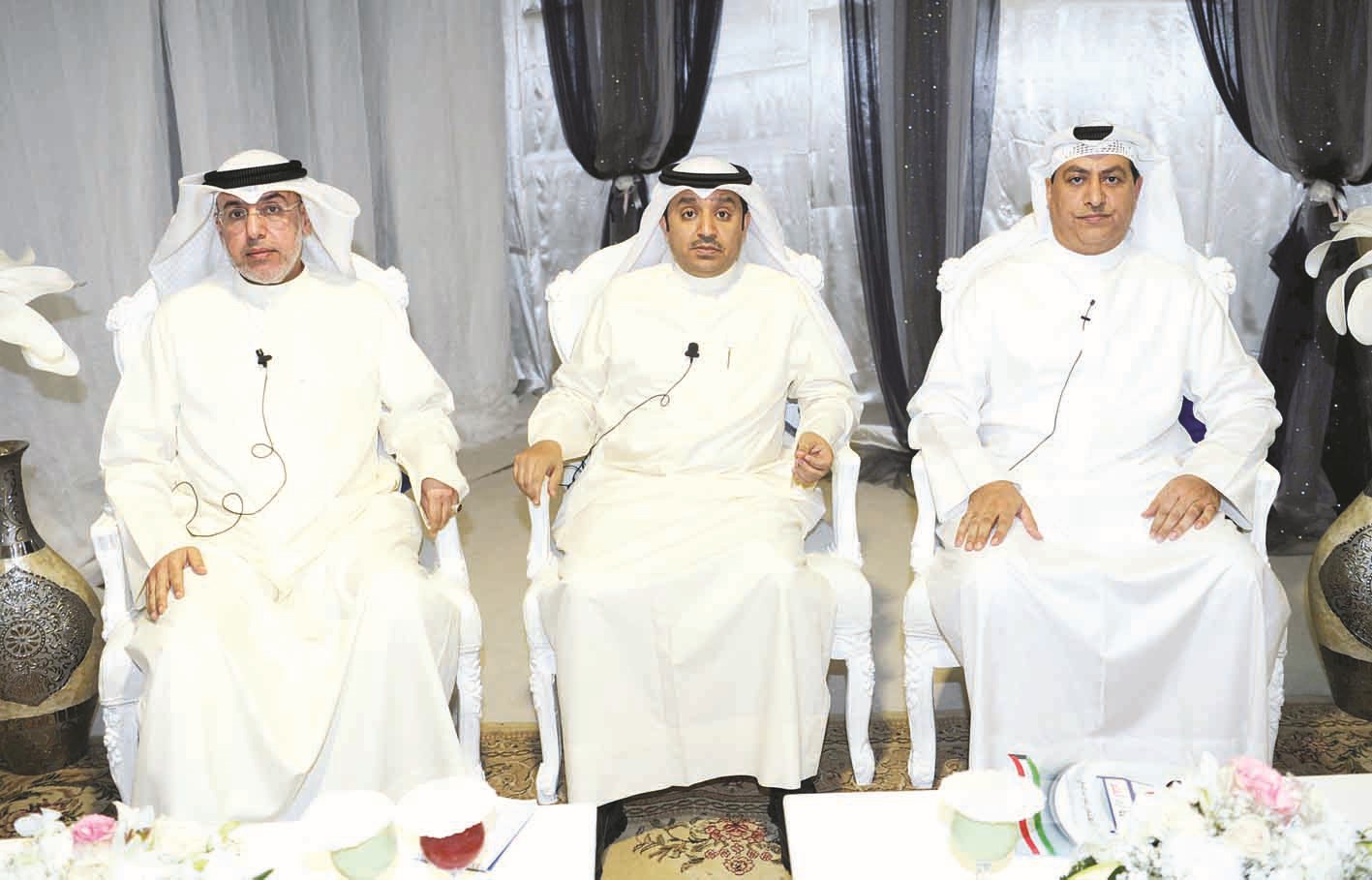 u0627u0644u0645u062au062du062fu062bu0648u0646 u0641u064a u0627u0644u0644u0642u0627u0621 (u062au0635u0648u064au0631 u0637u0627u0631u0642 u0639u0632u0627u0644u062fu064au0646)