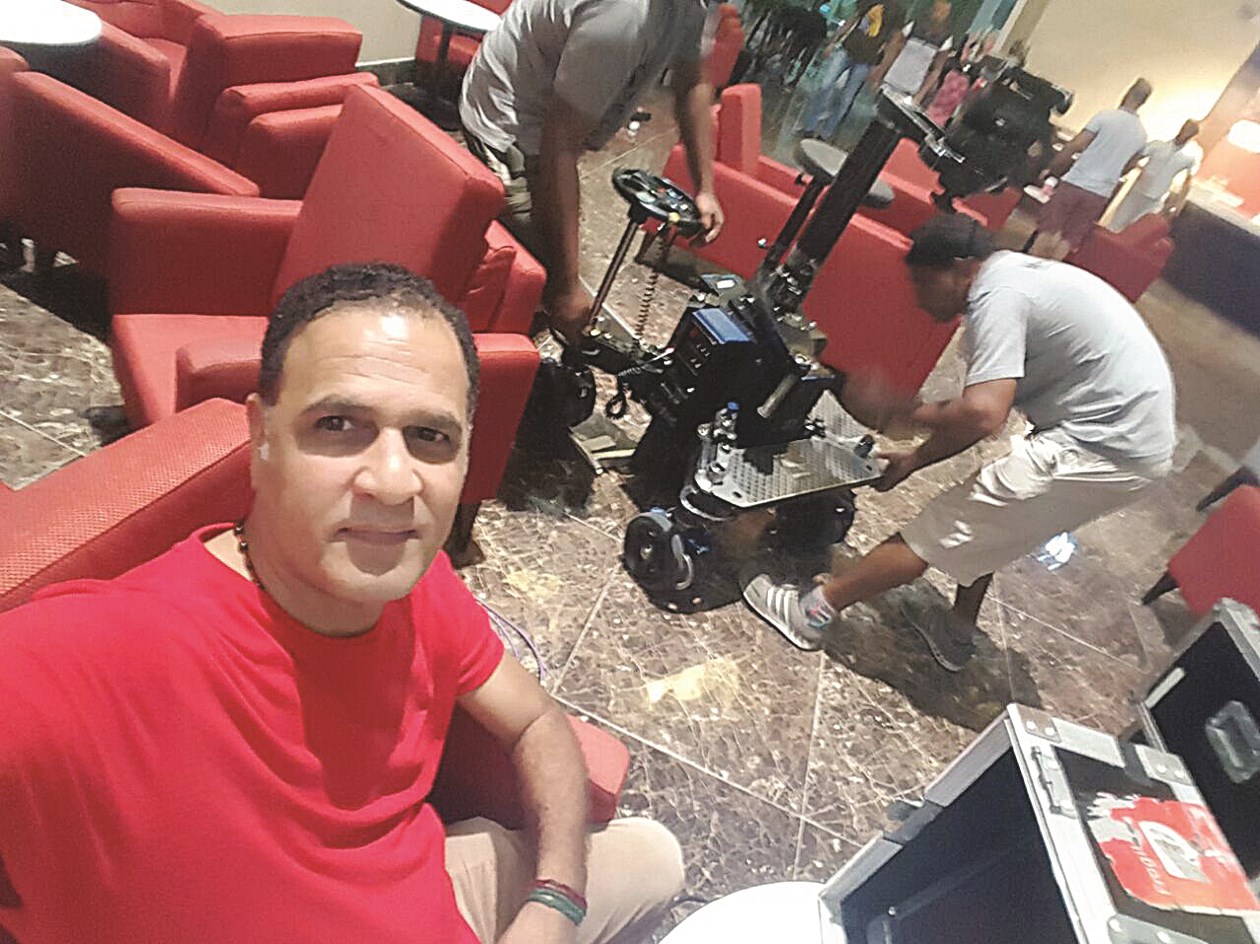 القفاص في كواليس العمل