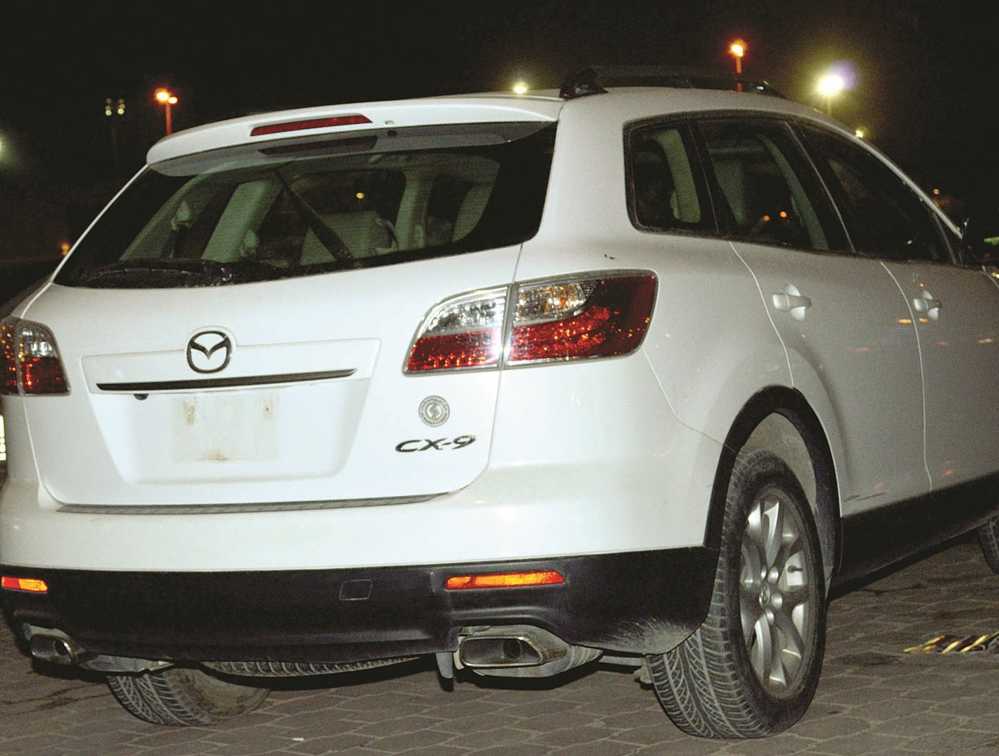 سيارة سحبت لوحتها