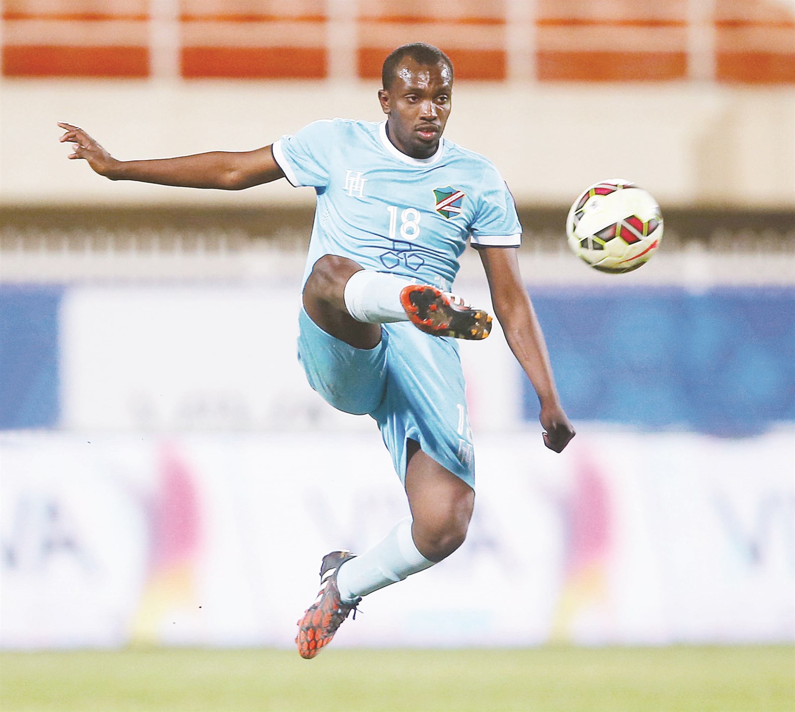 u0639u0627u062fu0644 u0645u0637u0631 u064au0641u062au0642u062fu0647 u0627u0644u0633u0627u0644u0645u064au0629 u0623u0633u0628u0648u0639u064au0646 u0639u0644u0649 u0627u0644u0623u0642u0644 (u0627u0644u0623u0632u0631u0642 u062fu0648u062a u0643u0648u0645)