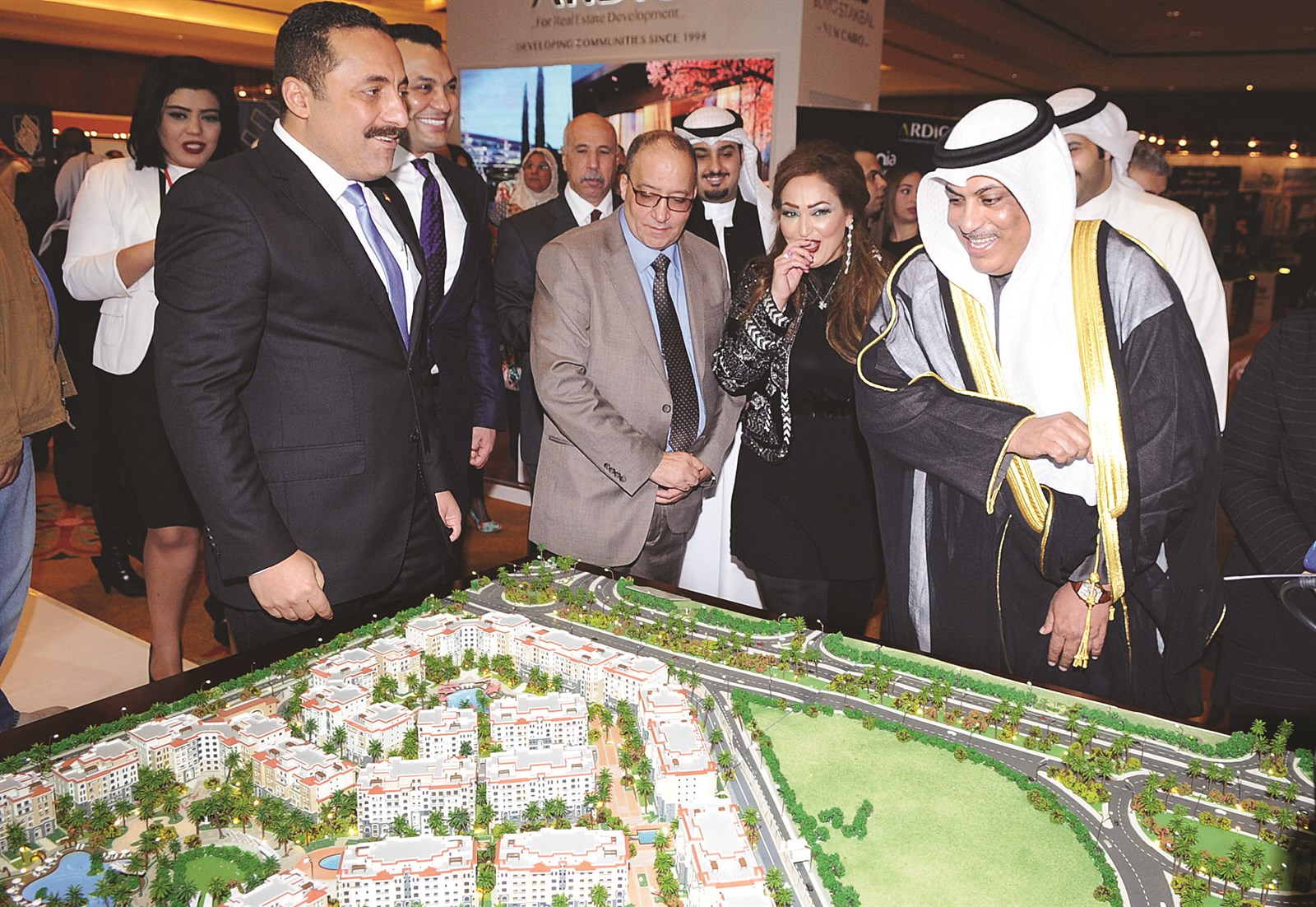 اطلاع على مجسّمات المشاريع المعروضة