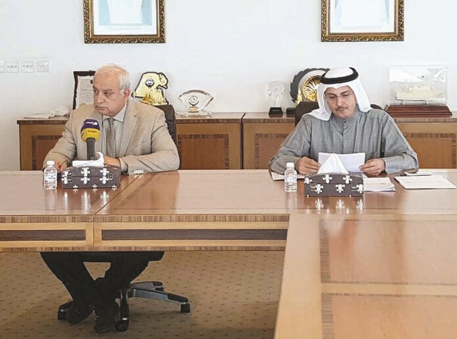 u0627u0644u0639u064au0633u0649 u0648u0627u0644u0645u062eu064au0632u064au0645 u0641u064a u0627u0644u0645u0624u062au0645u0631 u0627u0644u0635u062du0627u0641u064a