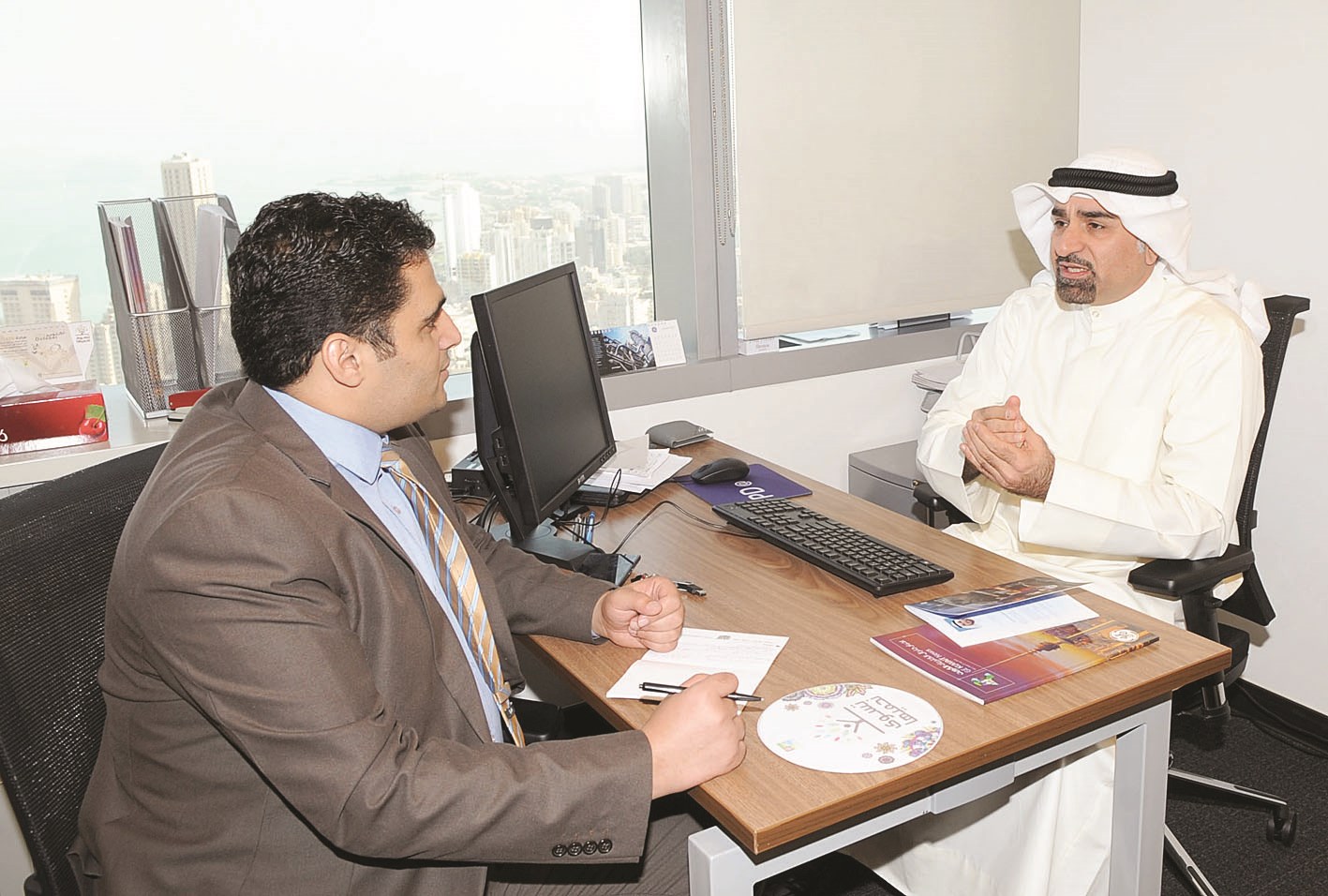 البنا متحدّثاً لـ «الراي» (تصوير كرم ذياب)