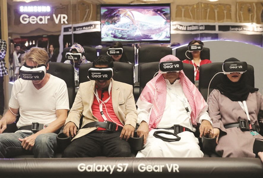 جمهور مهرجان دبي يحلق مع أفلام «الواقع الافتراضي»