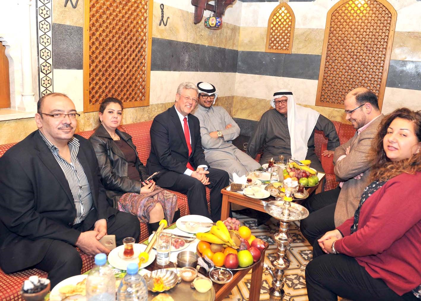 u0627u0644u0633u0641u064au0631 u0627u0644u0623u0644u0645u0627u0646u064a u0645u0639 u0627u0644u0648u0641u062f u0627u0644u0625u0639u0644u0627u0645u064a (u062au0635u0648u064au0631 u0633u0639u062f u0647u0646u062fu0627u0648u064a)