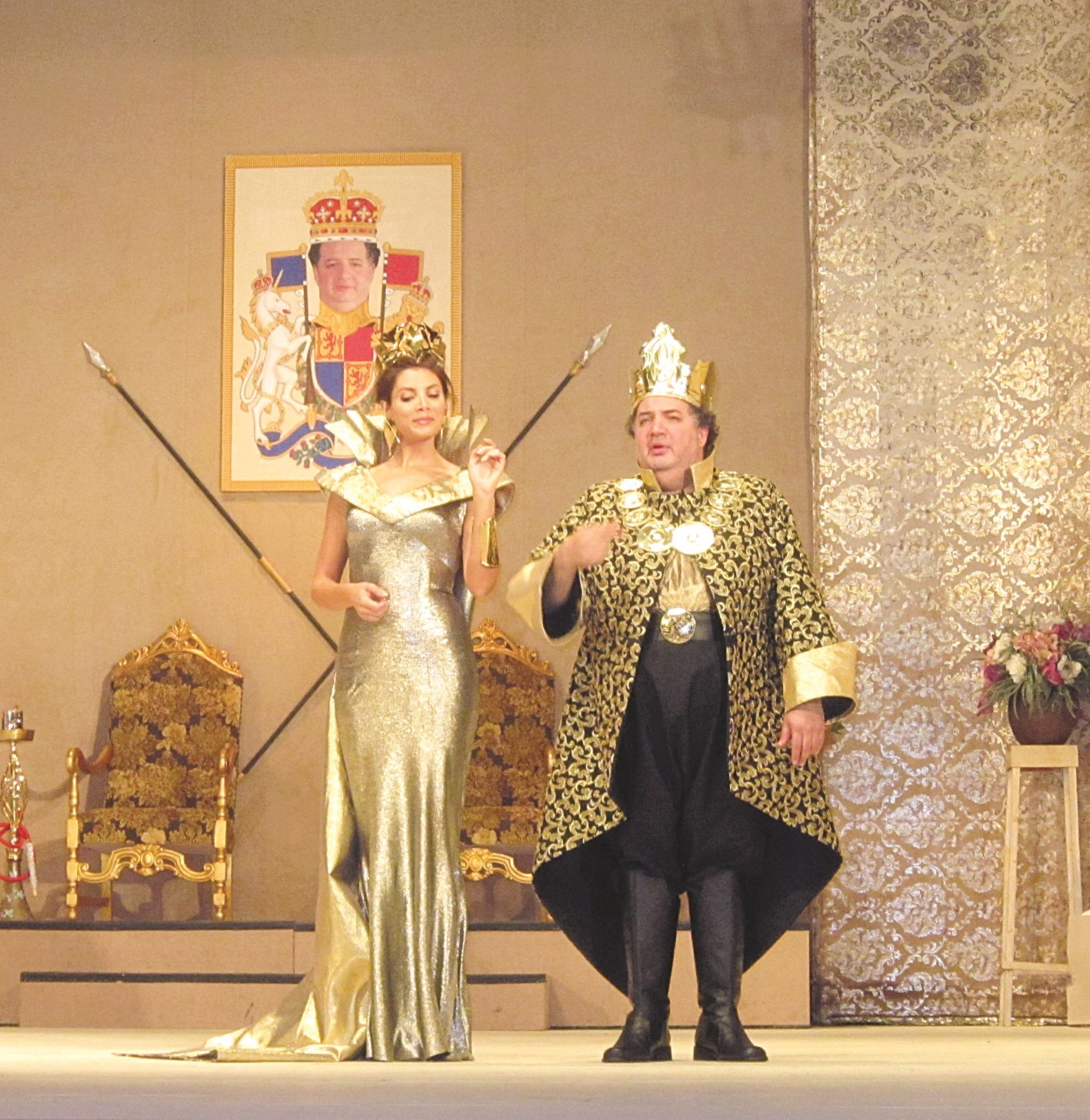 الملك طارق تميم والملكة سيدرا عيد