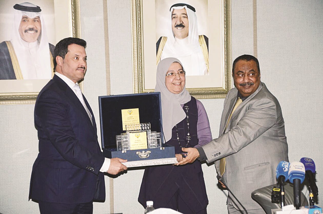 u0627u0644u062du0631u0628u064a u0648u0627u0644u0633u0647u0644u0627u0648u064a u064au0643u0631u0645u0627u0646 u0641u0648u0632u064au0629 u0627u0644u0643u0646u062fu0631u064a