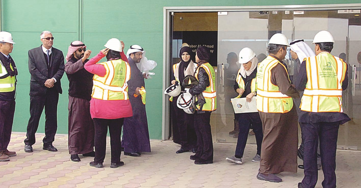 الفريق الهندسي وإعلاميون يستعدون للجولة