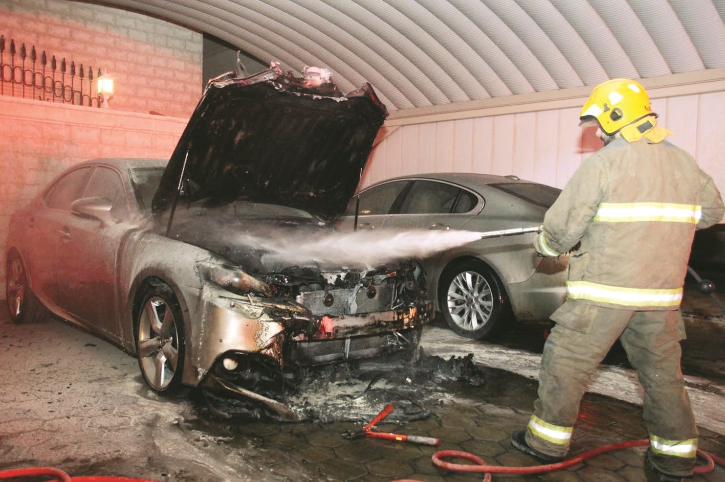 u0625u0637u0641u0627u0626u064a u064au062eu0645u062f u0646u064au0631u0627u0646 u0625u062du062fu0649 u0627u0644u0633u064au0627u0631u062au064au0646