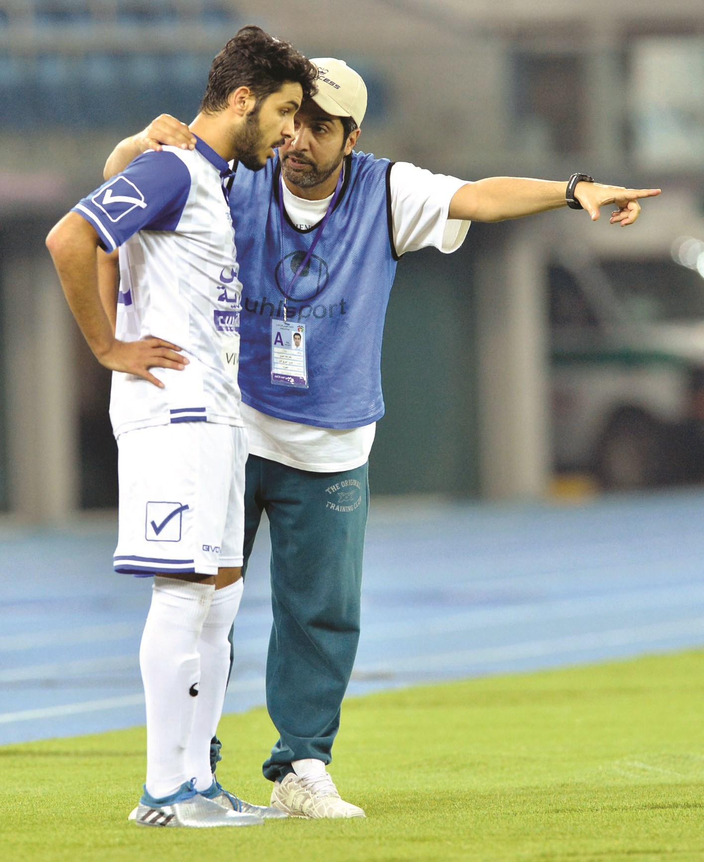 u0641u064au0635u0644 u0632u0627u064au062f u064au062au0644u0642u0649 u0627u0644u062au0639u0644u064au0645u0627u062a u0645u0646 u0627u0644u0645u062fu0631u0628 u062bu0627u0645u0631 u0639u0646u0627u062f (u0627u0644u0623u0632u0631u0642 u062fu0648u062a u0643u0648u0645)