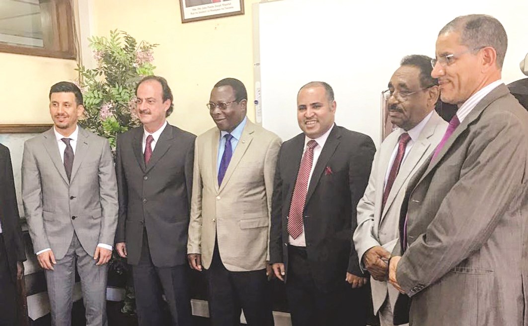 u0648u0632u064au0631 u0627u0644u0645u0627u0644u064au0629 u0627u0644u062au0646u0632u0627u0646u064a u062eu0644u0627u0644 u0627u062cu062au0645u0627u0639u0647 u0645u0639 u0648u0641u062f u0635u0646u062fu0648u0642 u0627u0644u062au0646u0645u064au0629