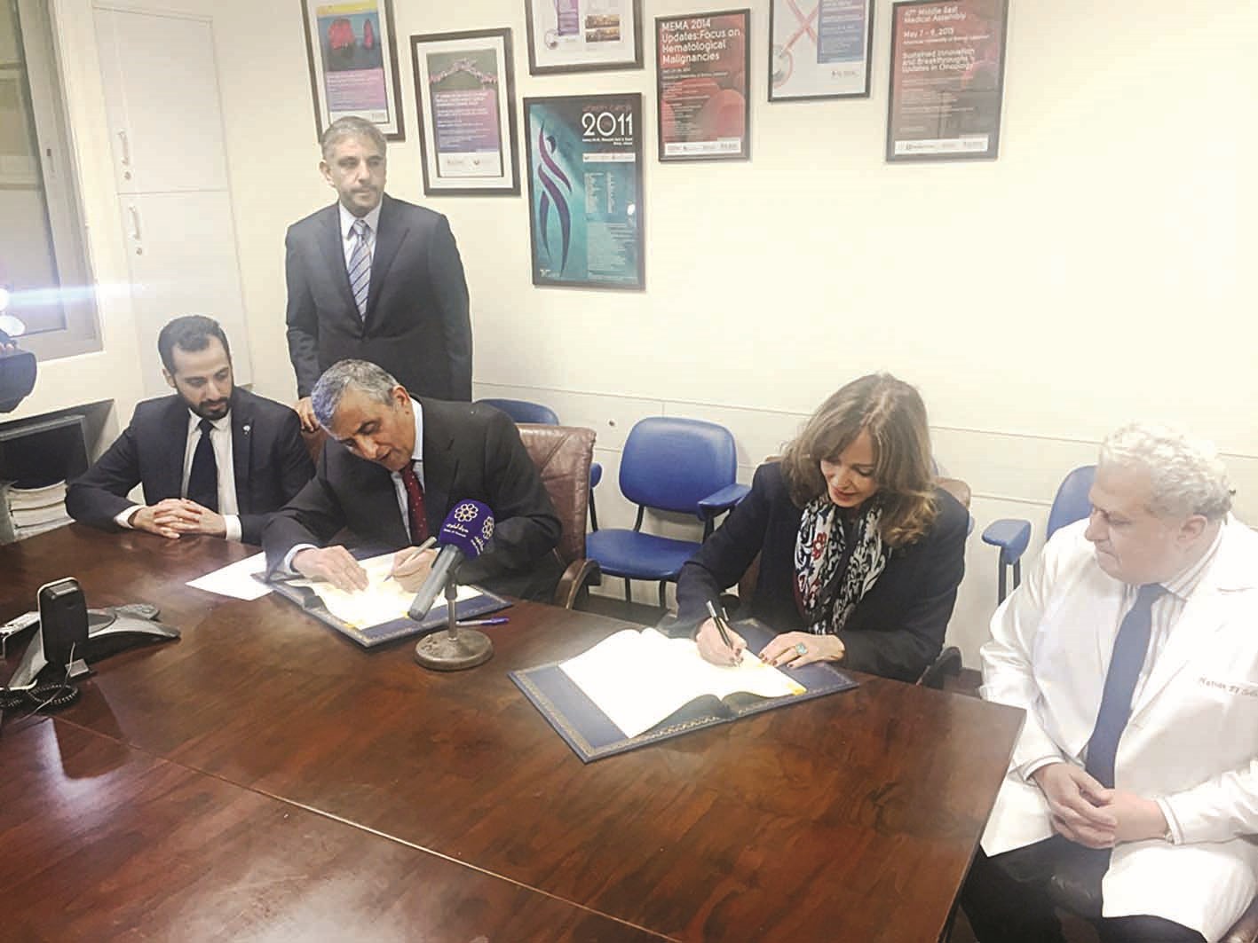 u062cu0627u0646u0628 u0645u0646 u062au0648u0642u064au0639 u0627u062au0641u0627u0642u064au0629 u0627u0644u0645u0646u062du0629 u0645u0639 u0645u0631u0643u0632 u0633u0631u0637u0627u0646 u0627u0644u0623u0637u0641u0627u0644 u0641u064a u0644u0628u0646u0627u0646