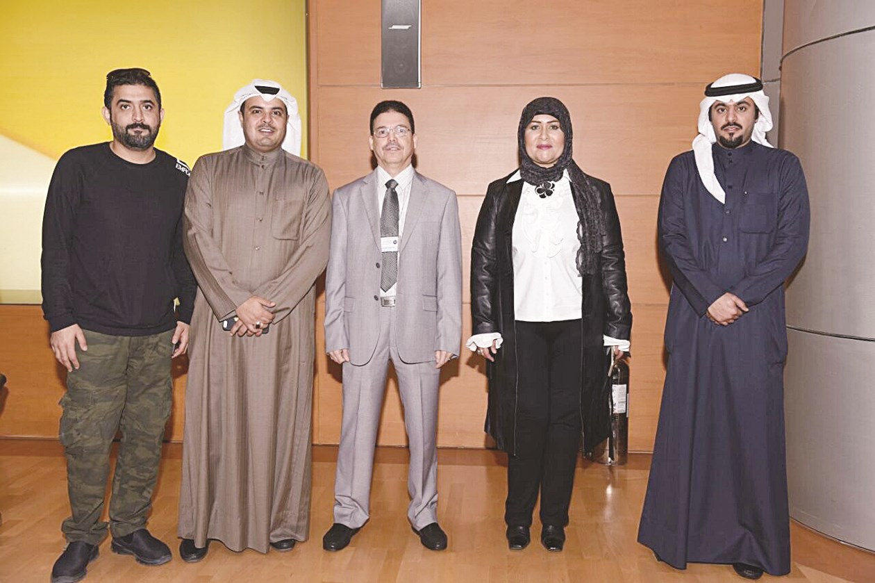 u062fu0646u062fu064a u0648u062au0645u0627u0636u0631 u0627u0644u0635u0628u0627u062d