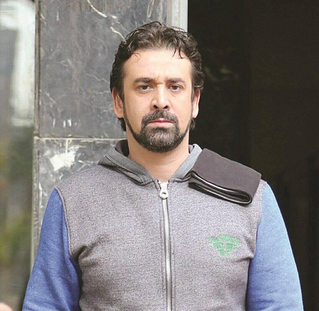 كريم عبدالعزيز