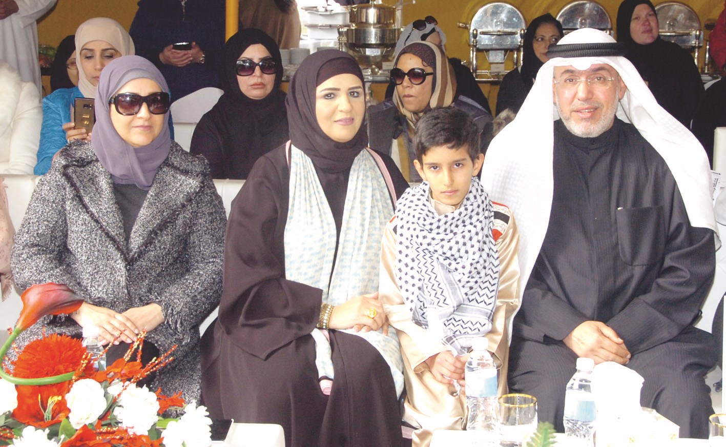 ...ومع أحد الأطفال