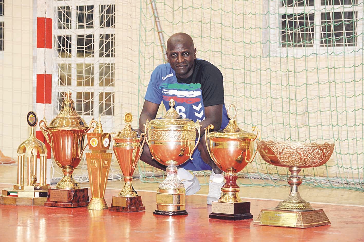 u0648u0644u064au062f u0627u0644u062du062cu0631u0641 u0623u0645u0627u0645 u0627u0644u0643u0624u0648u0633 u0627u0644u062au064a u062au0648u062c u0628u0647u0627 u0645u0639 u0627u0644u0645u0646u062au062eu0628 u0627u0644u0648u0637u0646u064a