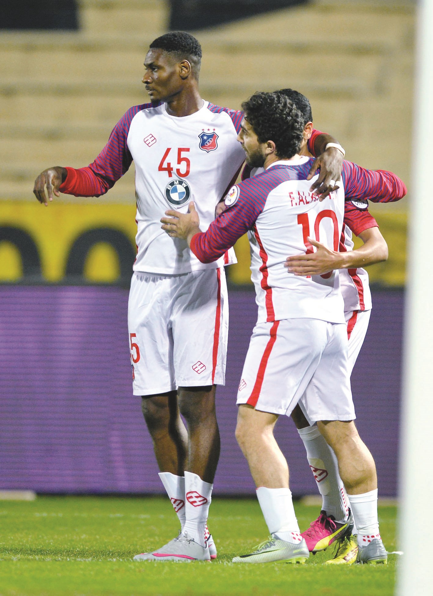 u0644u0627u0639u0628u0648 u0627u0644u0643u0648u064au062a u064au062du062au0641u0644u0648u0646 u0628u0627u0644u0641u0648u0632    (u0627u0644u0627u0632u0631u0642 u062fu0648u062a u0643u0648u0645)