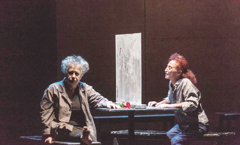 جليلة بكار وفاضل الجعايبي في مشهد من «العنف»