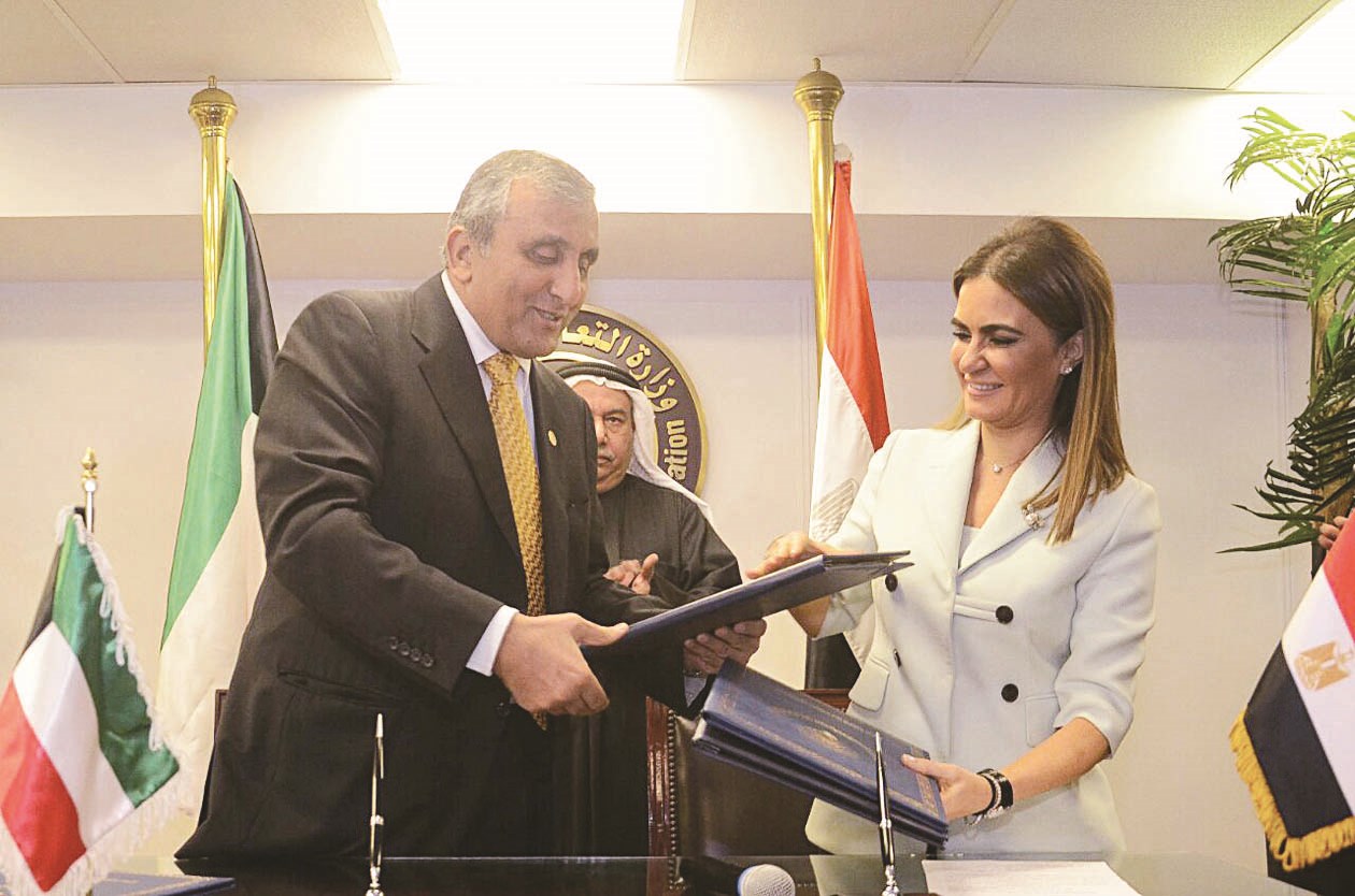 u0639u0628u062fu0627u0644u0648u0647u0627u0628 u0627u0644u0628u062fu0631 u0648u0633u062du0631 u0646u0635u0631 u064au062au0628u0627u062fu0644u0627u0646 u0648u062bu0627u0626u0642 u0627u0644u0627u062au0641u0627u0642u064au0627u062a