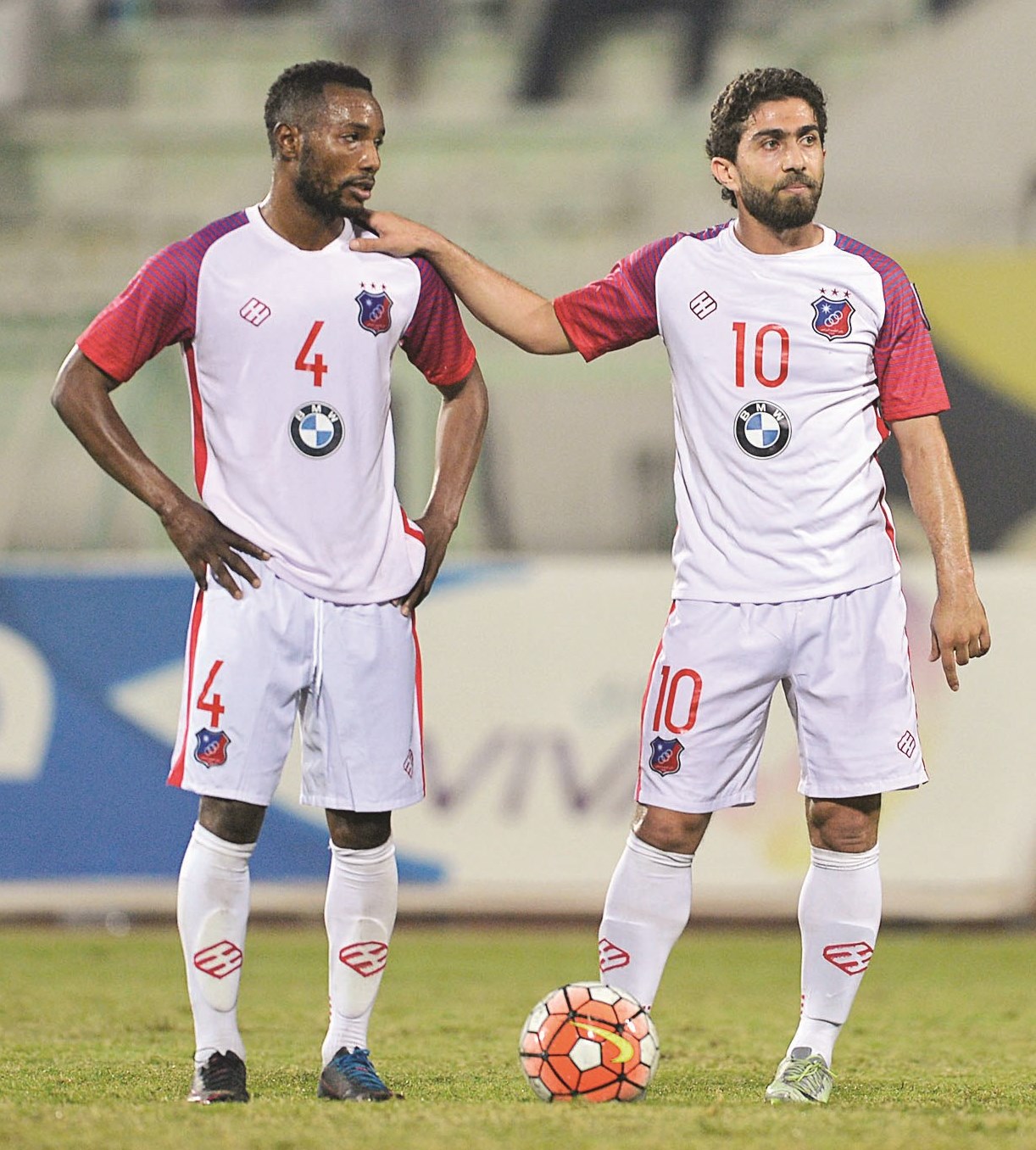 u0641u0631u0627u0633 u0627u0644u062eu0637u064au0628 u0627u0644u0645u0635u0627u0628 u062au0631u0643 u0645u0647u0645u0629 u062au0633u062cu064au0644 u0627u0644u0623u0647u062fu0627u0641 u0644u0645u062du0645u062f u0643u0645u0627u0631u0627 (u0627u0644u0627u0632u0631u0642 u062fu0648u062a u0643u0648u0645)