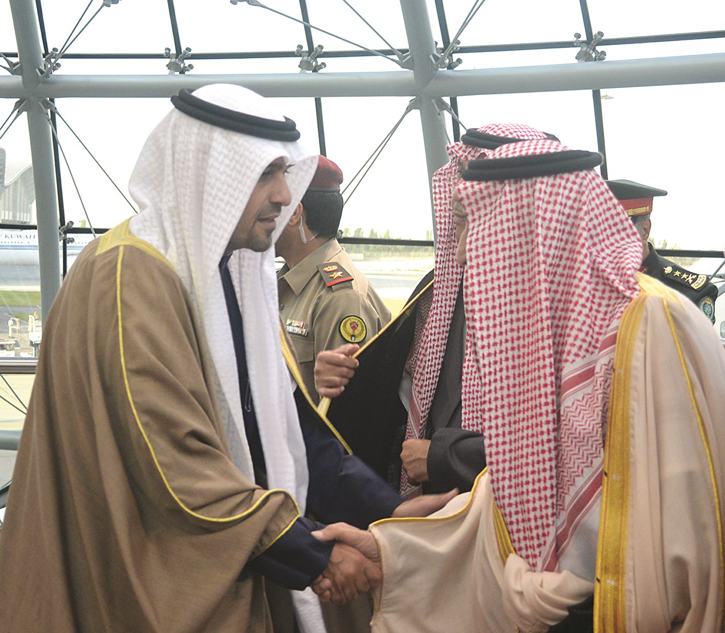 ... وأنس الصالح