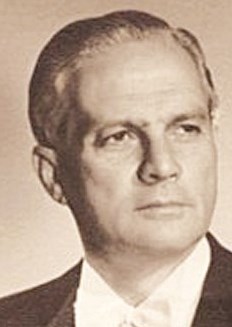 الرئيس كميل شمعون