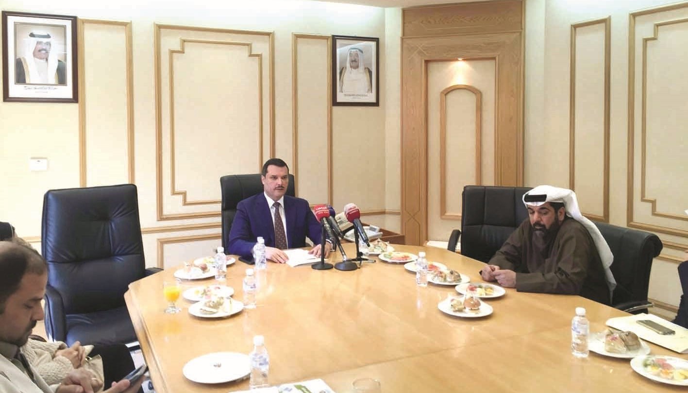 u062cu0645u0627u0644 u0627u0644u062du0631u0628u064a u0645u062au062du062fu062bu0627u064b u0641u064a u0627u0644u0645u0624u062au0645u0631 u0627u0644u0635u062du0627u0641u064a