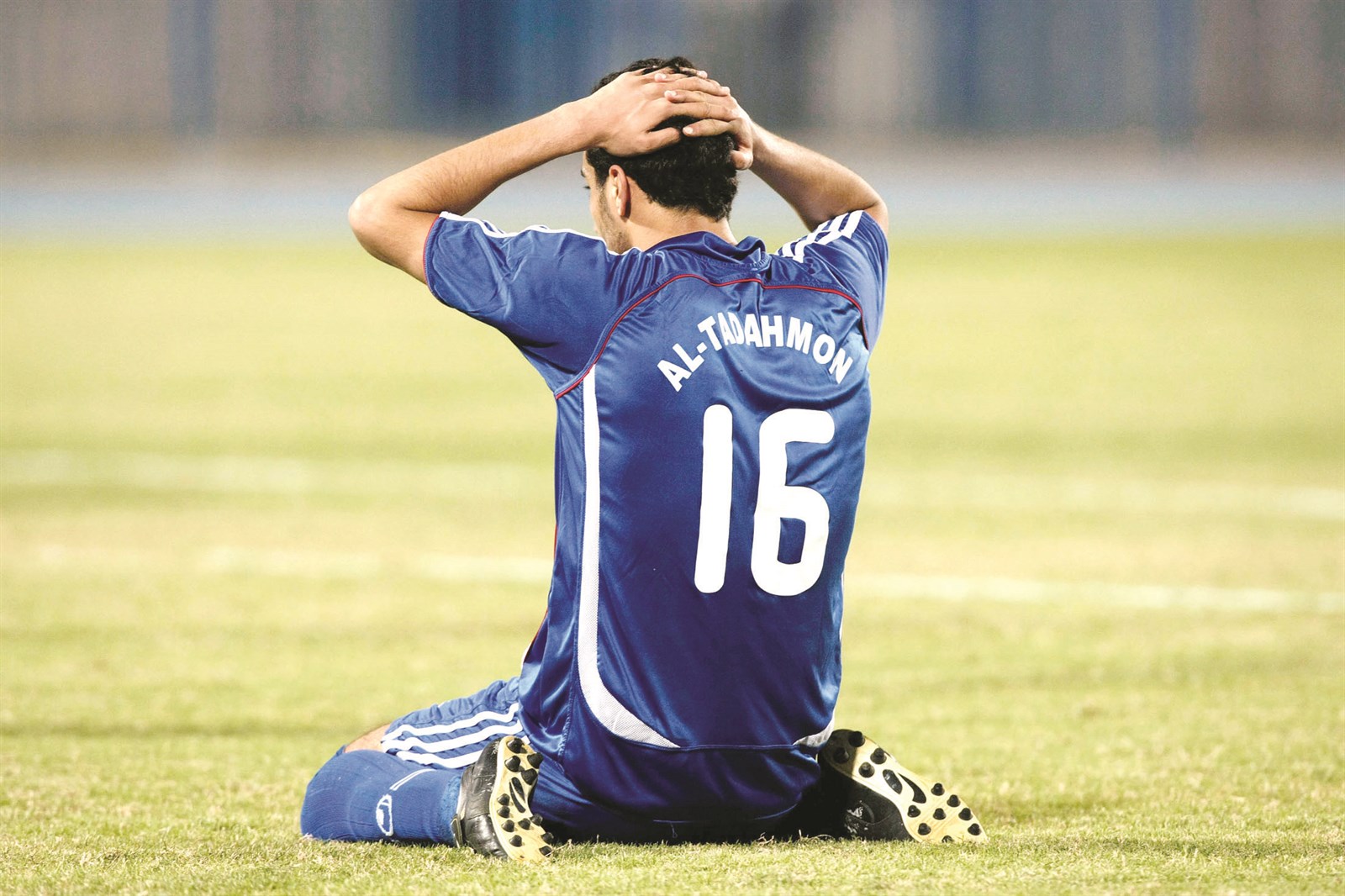 u00abu0627u0644u062au0636u0627u0645u0646u00bb u064au0633u0639u0649 u0625u0644u0649 u062au062cu0627u0648u0632 u0627u0644u0641u062au0631u0629 u0627u0644u0633u064au0626u0629 u0627u0644u062au064a u0645u0631 u0628u0647u0627  (u0627u0644u0623u0632u0631u0642 u062fu0648u062a u0643u0648u0645)