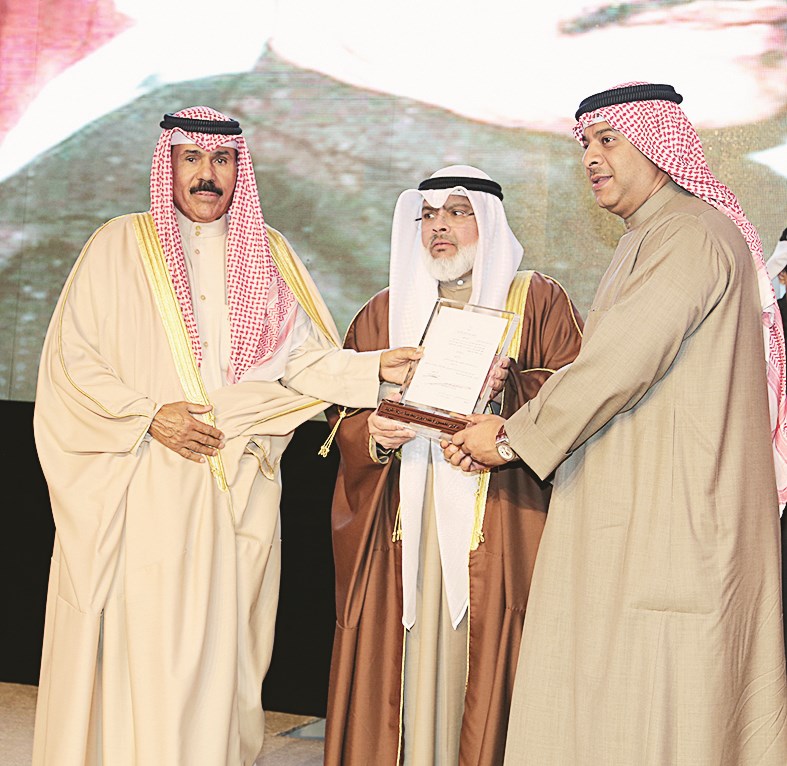 ... ورائد سابق من رواد الديوان