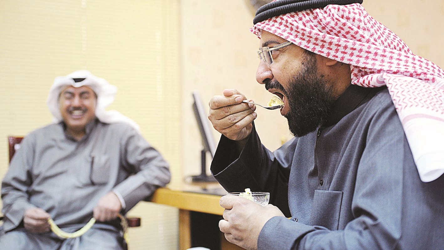 u0627u0644u0639u0645u064au0631 u064au062au0630u0648u0642 u0627u0644u0622u064au0633 u0643u0631u064au0645b(u062au0635u0648u064au0631 u0646u0627u064au0641 u0627u0644u0639u0642u0644u0629)