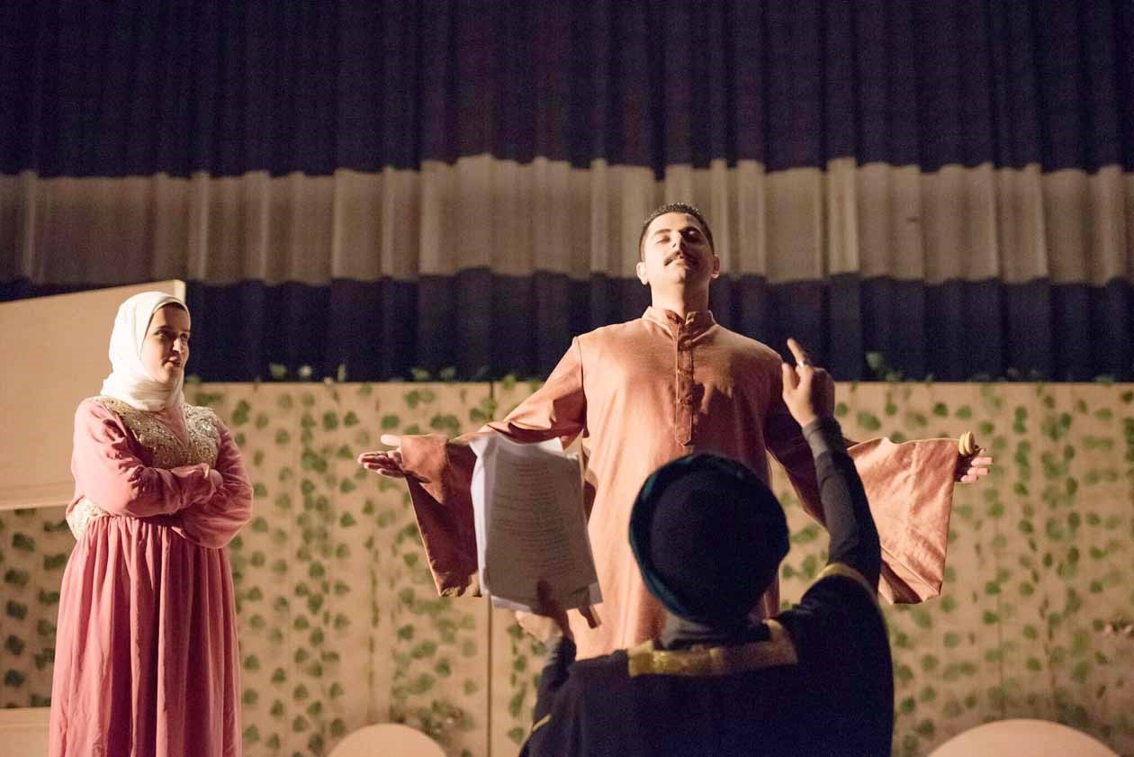 u0645u0634u0647u062f u0645u0646 u0627u0644u0639u0631u0636 u0627u0644u0645u0633u0631u062du064a