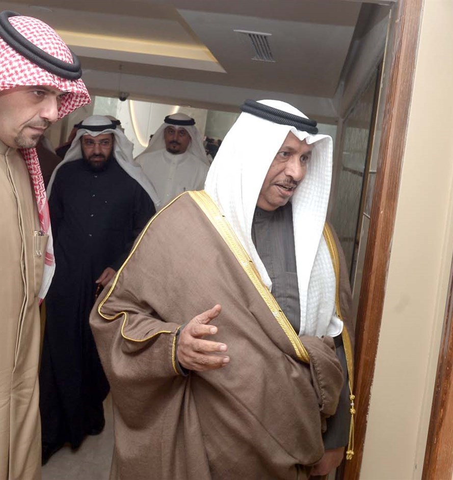 ... والمبارك    (تصوير أسعد عبدالله)