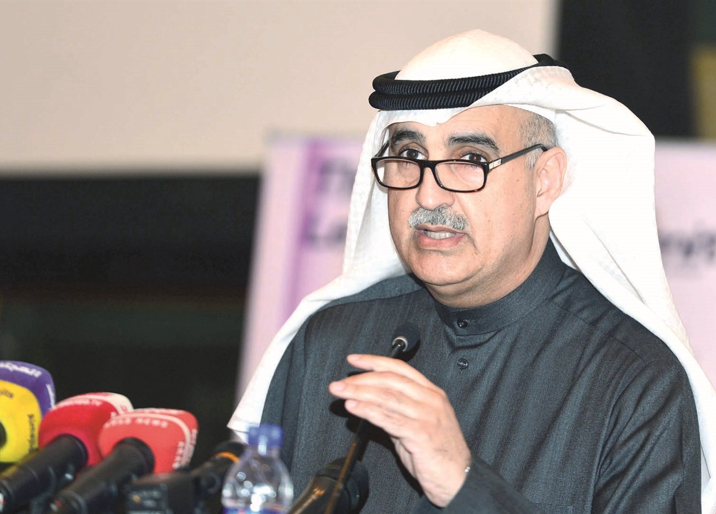 نزار العدساني متحدثا