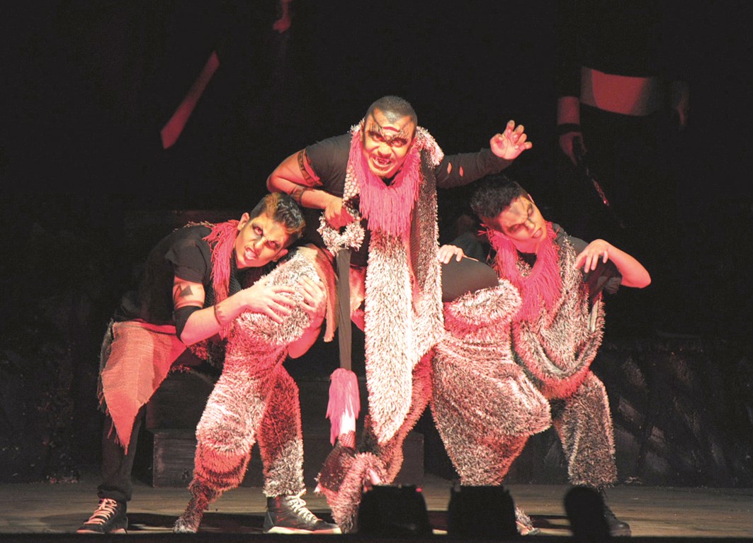 u0645u0634u0647u062f u0645u0646 u0627u0644u0639u0631u0636 (u062au0635u0648u064au0631 u0637u0627u0631u0642 u0639u0632u0627u0644u062fu064au0646)