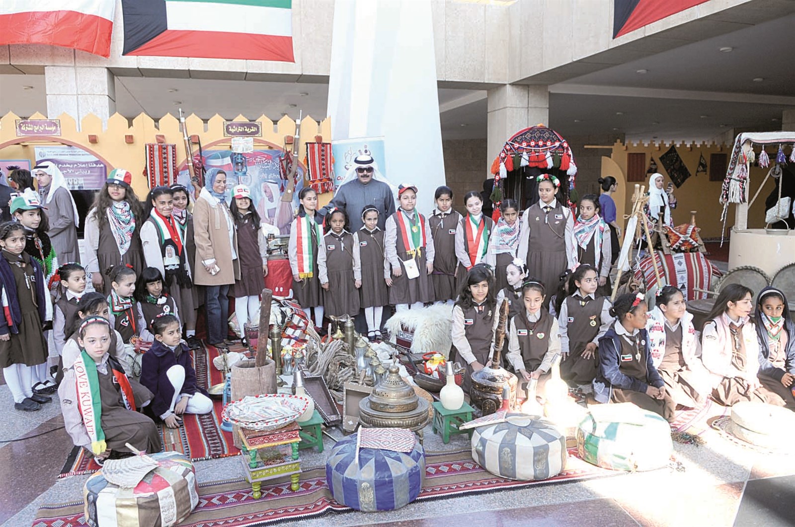 طلبة المدارس في أجواء تراثية