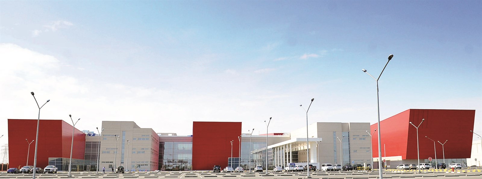 المباني تتسع لما يزيد على 3 آلاف طالب