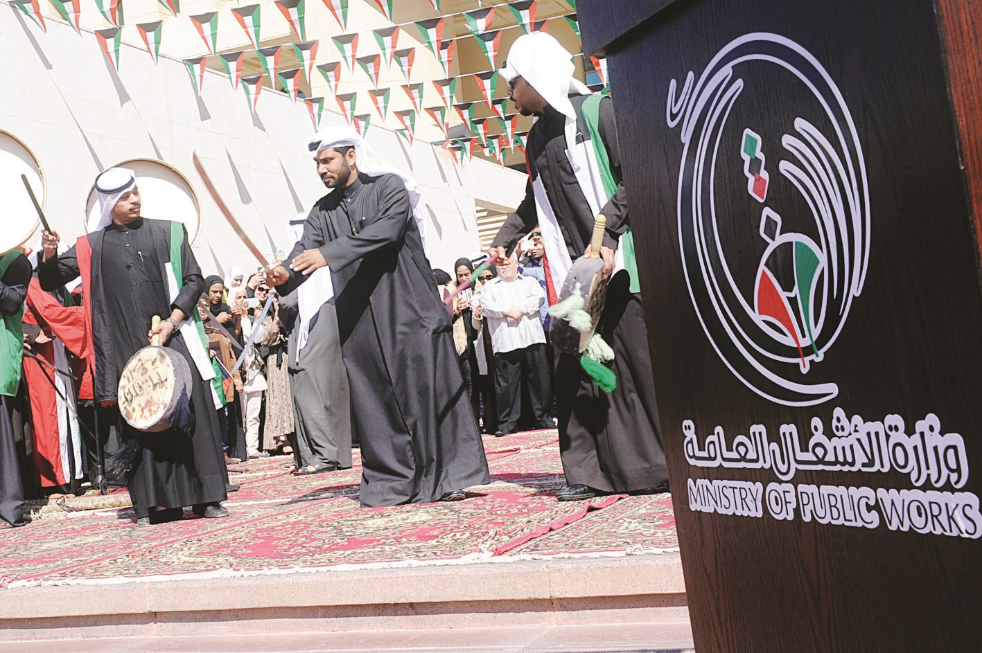 العرضة حاضرة (تصوير زكريا عطية)
