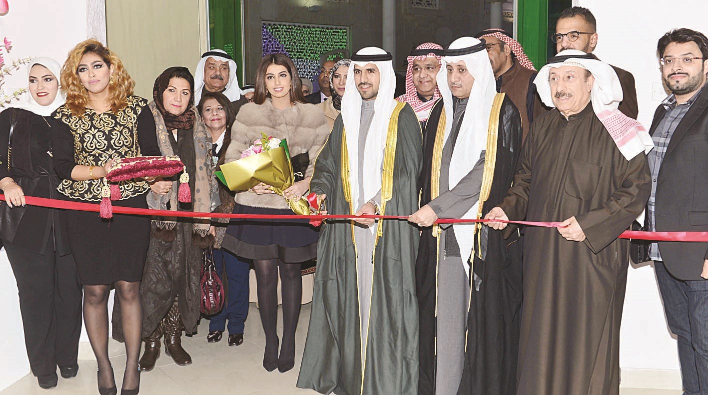 u0627u0641u062au062au0627u062d u0627u0644u0645u0639u0631u0636 ( u062au0635u0648u064au0631 u0645u0648u0633u0649 u0639u064au0627u0634)