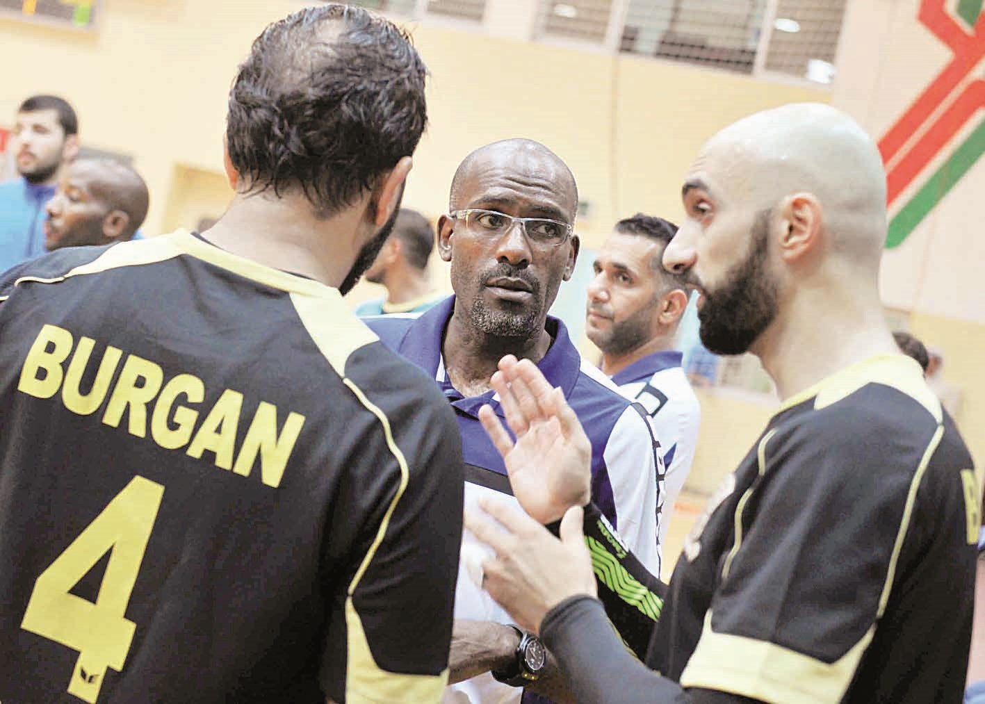 u0645u062fu0631u0628 u0628u0631u0642u0627u0646 u0633u0627u0644u0645 u0623u0646u0633 u064au0648u062cu0647 u0644u0627u0639u0628u064au0647