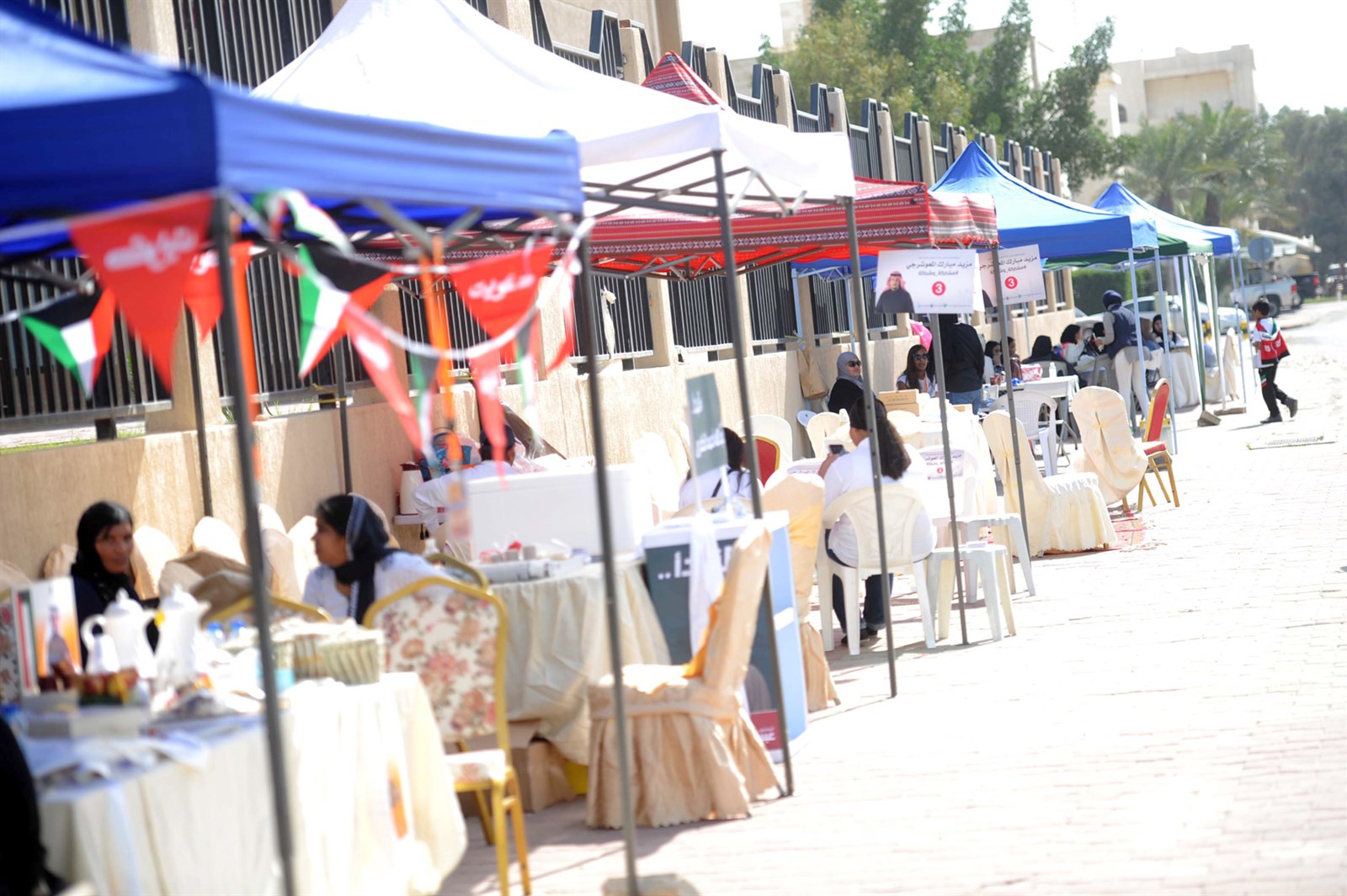 من أجواء «التكميلية» خارج اللجان الانتخابية