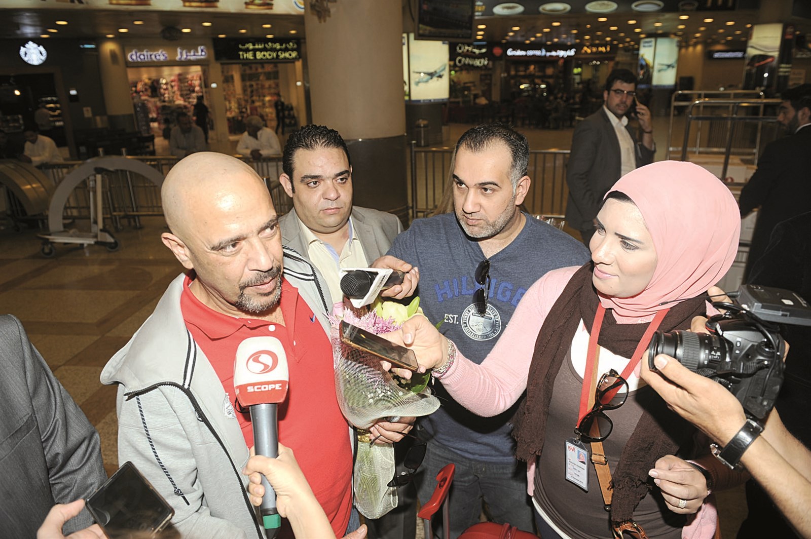 u0623u0634u0631u0641 u0639u0628u062fu0627u0644u0628u0627u0642u064a u0644u062du0638u0629 u0648u0635u0648u0644u0647b(u062au0635u0648u064au0631 u062cu0644u0627u0644 u0645u0639u0648u0636)