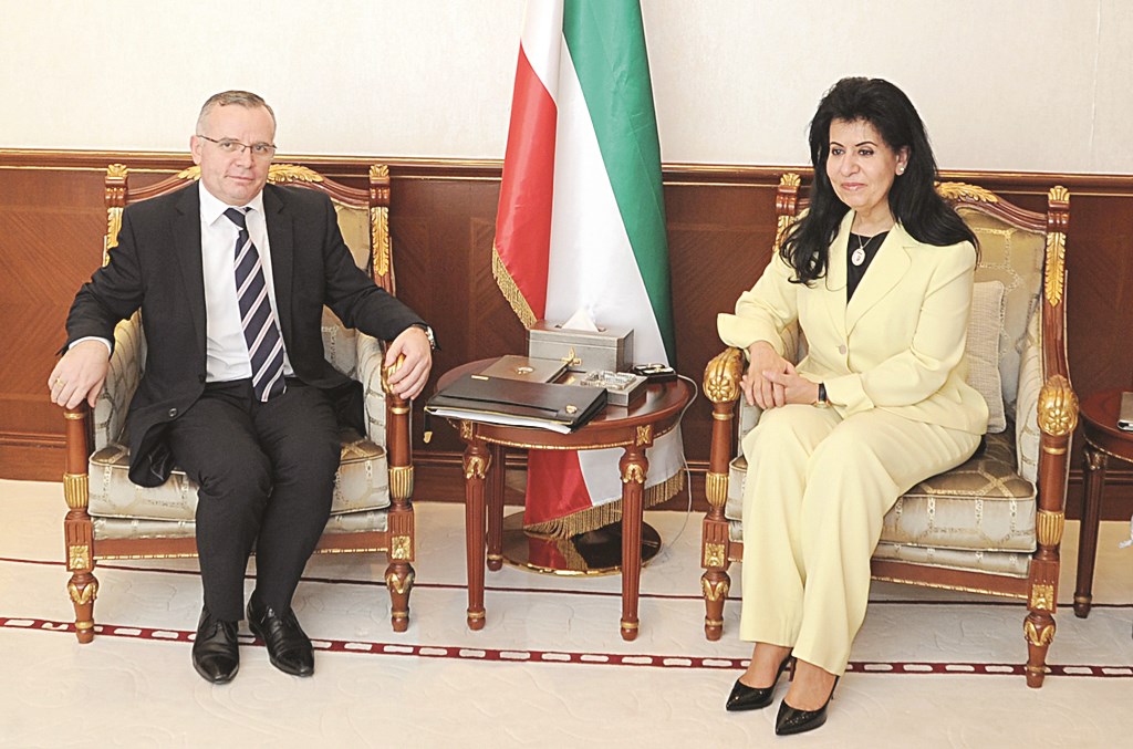 u0627u0639u062au0645u0627u062f u0627u0644u062eu0627u0644u062f u0644u062fu0649 u0627u0633u062au0642u0628u0627u0644u0647u0627 u0633u0641u064au0631 u0623u0644u0628u0627u0646u064au0627