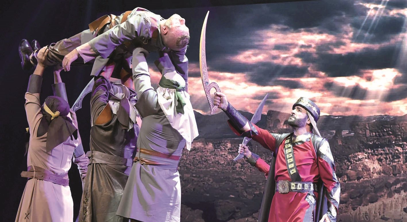 صليبا في مسرحية «الفارس»