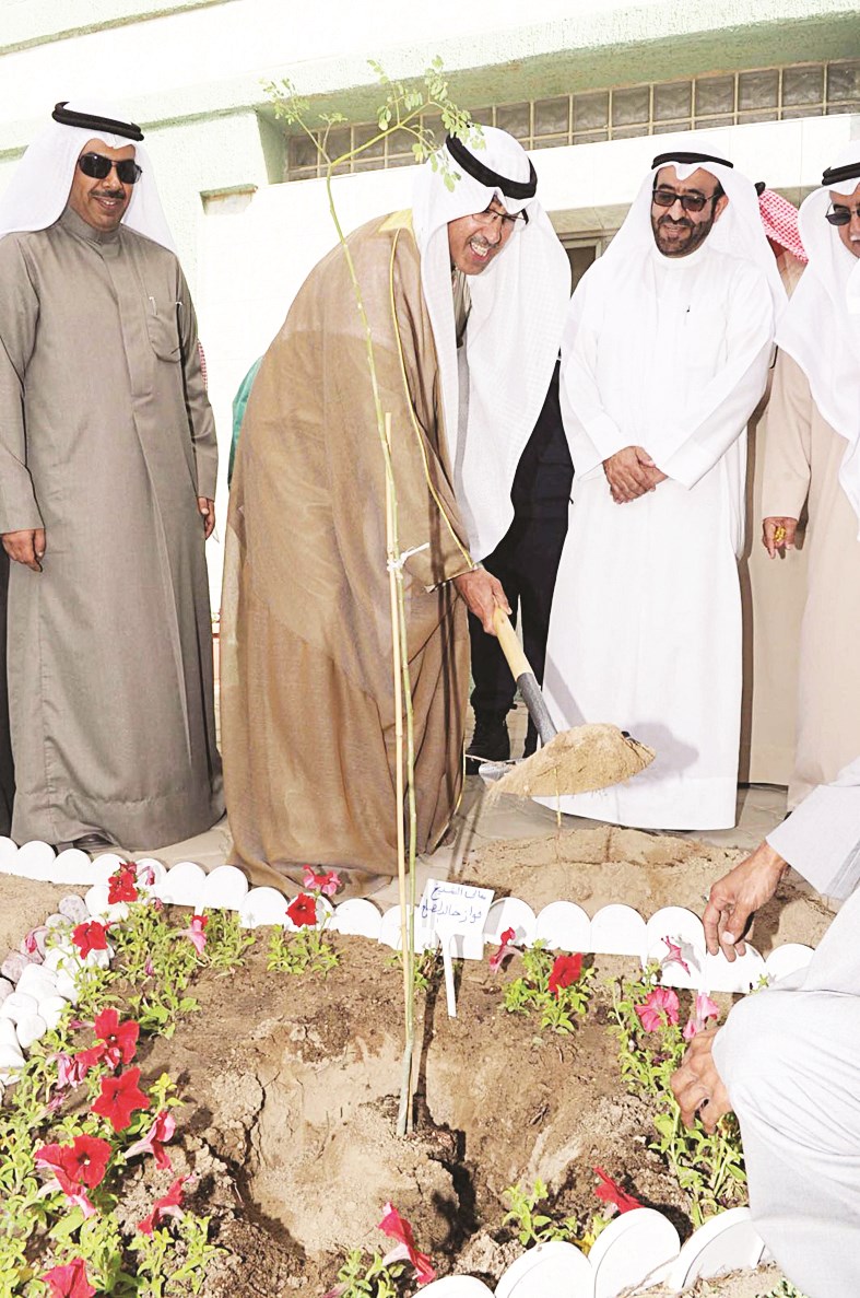 u0645u062du0627u0641u0638 u0627u0644u0623u062du0645u062fu064a u064au063au0631u0633 u0634u062cu0631u0629 u0645u0648u0631u064au0646u062cu0627