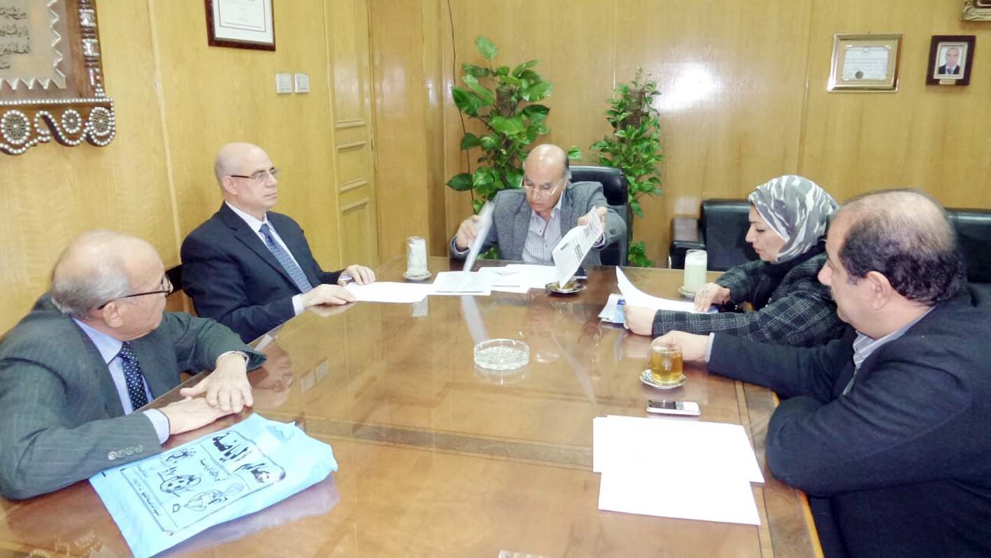 u062cu0627u0646u0628 u0645u0646 u0627u062cu062au0645u0627u0639 u0628u062du062b u0645u0634u0643u0644u0629 u0627u0644u0637u0644u0628u0629 u0627u0644u0643u0648u064au062au064au064au0646 u0641u064a u062cu0627u0645u0639u0629 u0628u0646u0647u0627