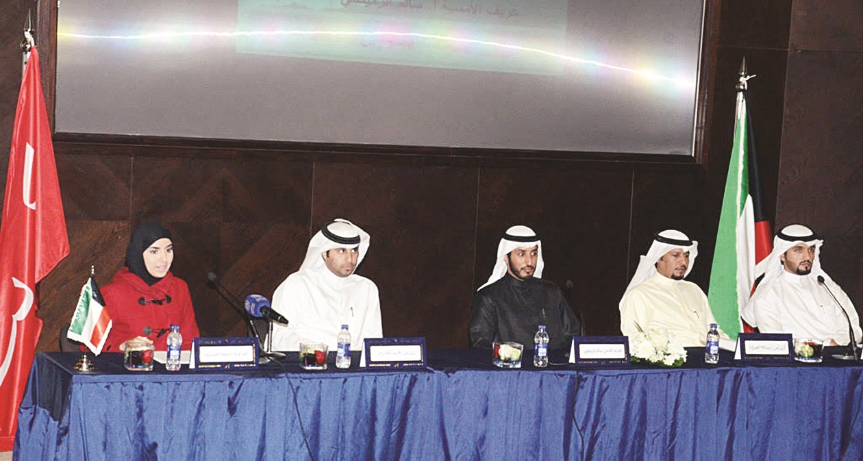 u0627u0644u0634u0639u0631u0627u0621 u0627u0644u0645u0634u0627u0631u0643u0648u0646 u0641u064a u0627u0644u0623u0645u0633u064au0629 (u062au0635u0648u064au0631 u062cu0627u0633u0645 u0628u0627u0631u0648u0646)