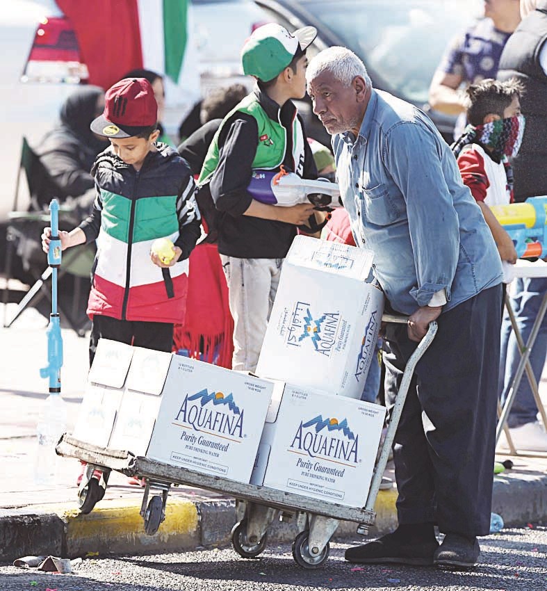 ذخيرة مائية جاهزة للمقاتلين