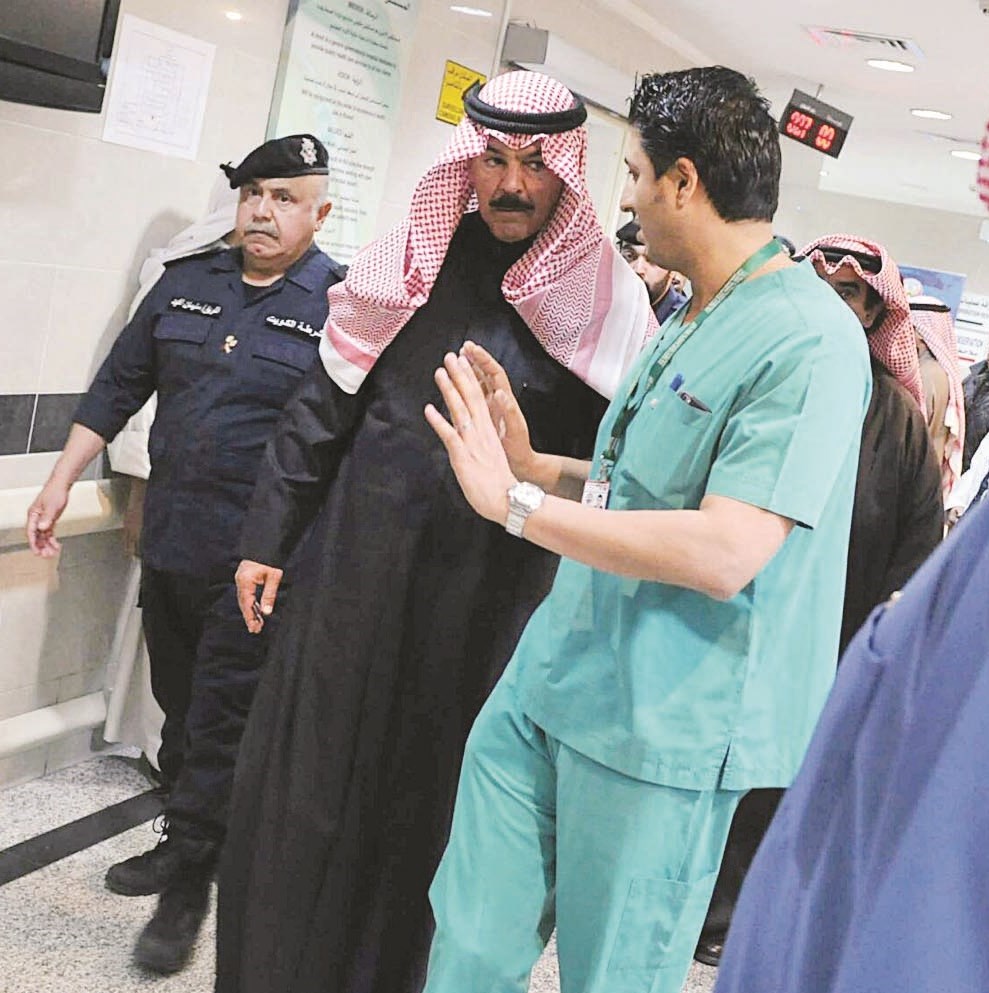 الوزير الخالد يعود المصابين العسكريين في «الأميري»

(تصوير سعد هنداوي)