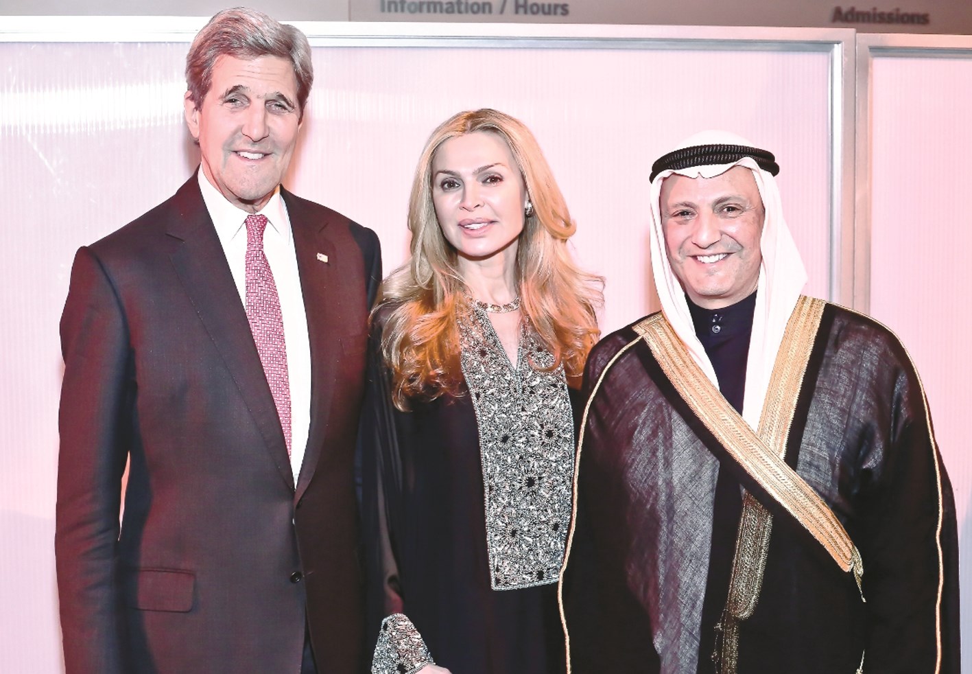 u062cu0648u0646 u0643u064au0631u064a u0645u0639 u0627u0644u0633u0641u064au0631 u0627u0644u0639u0628u062fu0627u0644u0644u0647 u0648u062du0631u0645u0647 u0641u064a u0627u0644u0627u062du062au0641u0627u0644