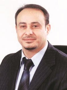 إحسان أبونفيسة